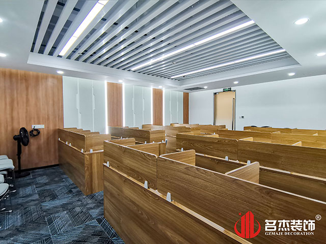 广州诸侯快讯装饰设计公司图册