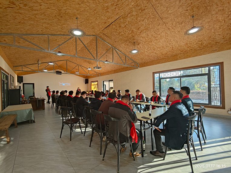 诸侯快讯装饰年度聚会